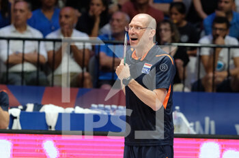 2022-07-20 - Roberto Piazza - Head Coach of Nedherland volley team - VOLLEYBALL NATIONS LEAGUE - MAN - QUARTER OF FINALS - ITALY VS NETHERLANDS - INTERNATIONALS - VOLLEYBALL