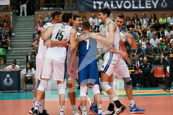 2022-08-20 - team Italy, celebrates after scoring a point - DHL TEST MATCH TOURNAMENT - ITALY VS JAPAN - INTERNATIONALS - VOLLEYBALL