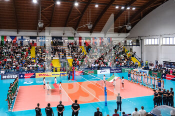 2022-09-24 - Italy and Bulgaria teams on the field for the start of the match - U20 EUROPEAN CHAMPIONSHIP - ITALY VS BULGARIA - INTERNATIONALS - VOLLEYBALL