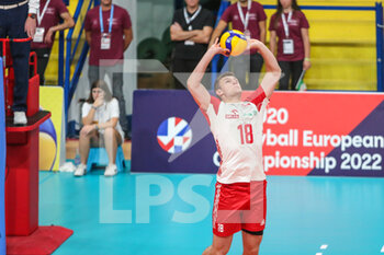 2022-09-25 - Damian Bilinski (POL) in action - U20 EUROPEAN CHAMPIONSHIP - FIRST PLACE FINAL - ITALY VS POLAND - INTERNATIONALS - VOLLEYBALL