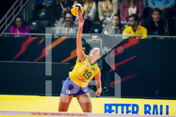 2022-10-11 - Tainara Lemes Santos of Brazil during the FIVB Volleyball Womens World Championship 2022, Quarter Final Volleyball match between Brazil and Japan on October 11, 2022 at the Omnisport Apeldoorn in Apeldoorn, Netherlands - VOLLEYBALL - WOMEN'S WORLD CHAMP 2022 - 1/4 - BRAZIL V JAPAN - INTERNATIONALS - VOLLEYBALL