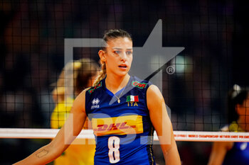 2022-10-13 - Alessia Orro of Italy during the FIVB Volleyball Women's World Championship 2022, Semi Final Volleyball match between Italy and Brazil on October 13, 2022 at the Omnisport Apeldoorn in Apeldoorn, Netherlands - VOLLEYBALL - WOMEN'S WORLD CHAMP 2022 - 1/2 - ITALY V BRAZIL - INTERNATIONALS - VOLLEYBALL