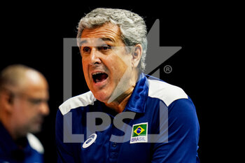 2022-10-13 - Coach Jose Roberto Guimaraes of Brazil during the FIVB Volleyball Women's World Championship 2022, Semi Final Volleyball match between Italy and Brazil on October 13, 2022 at the Omnisport Apeldoorn in Apeldoorn, Netherlands - VOLLEYBALL - WOMEN'S WORLD CHAMP 2022 - 1/2 - ITALY V BRAZIL - INTERNATIONALS - VOLLEYBALL