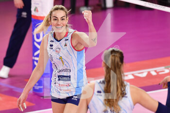 2022-02-27 - Happiness of Veronica Angeloni (Savino Del Bene Scandicci) - SAVINO DEL BENE SCANDICCI VS BARTOCCINI FORTINFISSI PERUGIA - SERIE A1 WOMEN - VOLLEYBALL