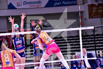 2022-04-02 - Lisa Van Hecke (Vero Volley Monza) - DELTA DESPAR TRENTINO VS VERO VOLLEY MONZA - SERIE A1 WOMEN - VOLLEYBALL