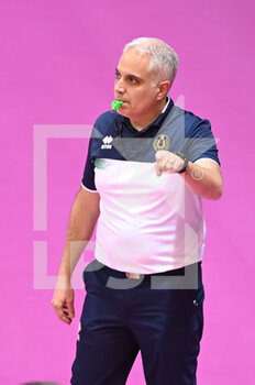 2022-02-23 - Christian Palumbo of Cosenza (Second referee of the match) - MEGABOX ONDULATI DEL SAVIO VALLEFOGLIA VS PROSECCO DOC IMOCO CONEGLIANO - SERIE A1 WOMEN - VOLLEYBALL