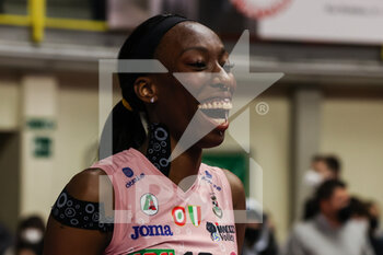 2022-02-12 - Paola Egonu #18 of Imoco Volley Conegliano smiling during the Volley Serie A women 2021/22 volleyball match between UYBA Unet E-Work Busto Arsizio and Imoco Volley Conegliano at E-Work Arena, Busto Arsizio, Italy on February 12, 2022 - UNET E-WORK BUSTO ARSIZIO VS PROSECCO DOC IMOCO VOLLEY CONEGLIANO - SERIE A1 WOMEN - VOLLEYBALL