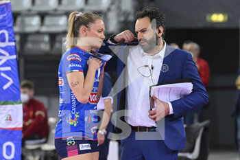 2022-02-27 - Lavarini Stefano of Igor Gorgonzola Novara during the Women's Volleyball Championship Series A1 match between Acqua & Sapone Volley Roma and Igor Volley Novara at PalaEur, 27th February, 2022 in Rome, Italy.  - ACQUA&SAPONE ROMA VOLLEY CLUB VS IGOR GORGONZOLA NOVARA - SERIE A1 WOMEN - VOLLEYBALL