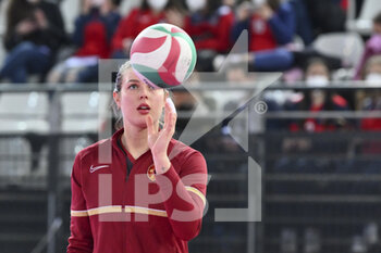 2022-03-27 - Klimets Hanna of Acqua & Sapone Roma Volley during the Women's Volleyball Championship Series A1 match between Acqua & Sapone Volley Roma and Delta Despar Trentino at PalaEur, 27th March, 2022 in Rome, Italy.  - ACQUA&SAPONE ROMA VOLLEY CLUB VS DELTA DESPAR TRENTINO - SERIE A1 WOMEN - VOLLEYBALL