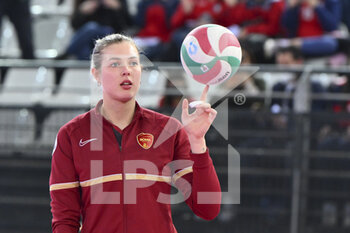 2022-03-27 - Klimets Hanna of Acqua & Sapone Roma Volley during the Women's Volleyball Championship Series A1 match between Acqua & Sapone Volley Roma and Delta Despar Trentino at PalaEur, 27th March, 2022 in Rome, Italy.  - ACQUA&SAPONE ROMA VOLLEY CLUB VS DELTA DESPAR TRENTINO - SERIE A1 WOMEN - VOLLEYBALL