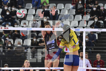 2022-03-27 - Vittoria Piani of Delta Despar Trentino during the Women's Volleyball Championship Series A1 match between Acqua & Sapone Volley Roma and Delta Despar Trentino at PalaEur, 27th March, 2022 in Rome, Italy.  - ACQUA&SAPONE ROMA VOLLEY CLUB VS DELTA DESPAR TRENTINO - SERIE A1 WOMEN - VOLLEYBALL