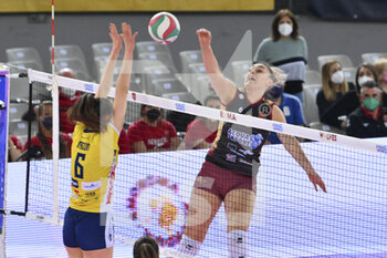 2022-03-27 - Trnkovà Veronika of Acqua & Sapone Roma Volley during the Women's Volleyball Championship Series A1 match between Acqua & Sapone Volley Roma and Delta Despar Trentino at PalaEur, 27th March, 2022 in Rome, Italy.  - ACQUA&SAPONE ROMA VOLLEY CLUB VS DELTA DESPAR TRENTINO - SERIE A1 WOMEN - VOLLEYBALL