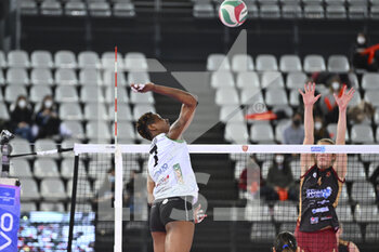 2022-03-30 - Kenia Carcaces of Megabox Volley during the Women's Volleyball Championship Series A1 match between Acqua & Sapone Volley Roma and MeqaBox Volley at PalaEur, 30th March, 2022 in Rome, Italy.  - ACQUA & SAPONE ROMA VOLLEY CLUB VS MEGABOX ONDULATI DEL SAVIO VALLEFOGLIA - SERIE A1 WOMEN - VOLLEYBALL