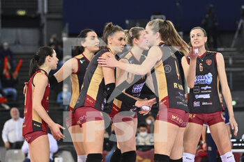 2022-03-30 - Roma Volley Team during the Women's Volleyball Championship Series A1 match between Acqua & Sapone Volley Roma and MeqaBox Volley at PalaEur, 30th March, 2022 in Rome, Italy.  - ACQUA & SAPONE ROMA VOLLEY CLUB VS MEGABOX ONDULATI DEL SAVIO VALLEFOGLIA - SERIE A1 WOMEN - VOLLEYBALL