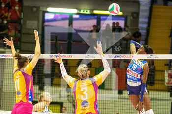 2022-05-03 - Spike of EGONU PAOLA (Imoco Volley Conegliano) - FINALE PLAY OFF - VERO VOLLEY MONZA VS PROSECCO DOC IMOCO VOLLEY CONEGLIANO - SERIE A1 WOMEN - VOLLEYBALL