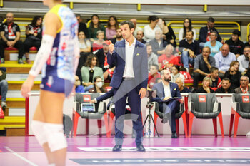 2022-10-26 - Michele Santarelli of Prosecco Doc Imoco Conegliano Volley - E-WORK BUSTO ARSIZIO VS PROSECCO DOC IMOCO CONEGLIANO - SERIE A1 WOMEN - VOLLEYBALL