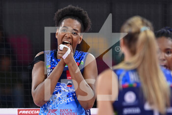 2022-10-30 - Amandha Sylves (Il Bisonte Firenze) reacts - IL BISONTE FIRENZE VS WASH4GREEN PINEROLO - SERIE A1 WOMEN - VOLLEYBALL