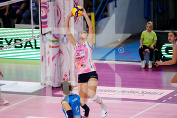 2022-11-06 - Lauren Carlini (Casalmaggiore Volleyball) - TRASPORTIPESANTI CASALMAGGIORE VS BARTOCCINI-FORTINFISSI PERUGIA - SERIE A1 WOMEN - VOLLEYBALL