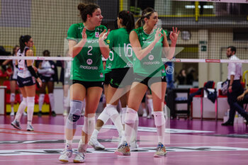 2022-11-16 - Rosamaria Montibeller #7 of UYBA Unet E-Work Busto Arsizio gestures during Volley Serie A women 2022/23 volleyball match between UYBA Unet E-Work Busto Arsizio and Reale Mutua Fenera Chieri at E-Work Arena, Busto Arsizio, Italy on November 16, 2022 - E-WORK BUSTO ARSIZIO VS REALE MUTUA FENERA CHIERI ’76 - SERIE A1 WOMEN - VOLLEYBALL