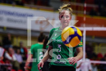 2022-11-16 - Carli Lloyd #3 of UYBA Unet E-Work Busto Arsizio in action during Volley Serie A women 2022/23 volleyball match between UYBA Unet E-Work Busto Arsizio and Reale Mutua Fenera Chieri at E-Work Arena, Busto Arsizio, Italy on November 16, 2022 - E-WORK BUSTO ARSIZIO VS REALE MUTUA FENERA CHIERI ’76 - SERIE A1 WOMEN - VOLLEYBALL