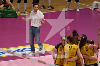 2022-04-16 - Alessandro Beltrami coach of Banca Valsabbina - 2022 COPPA ITALIA SERIE A2 FINAL - OMAG-MT S.GIOVANNI IN MARIGNANO VS BANCA VALSABBINA MILLENIUM BRESCIA - SERIE A2 - VOLLEYBALL