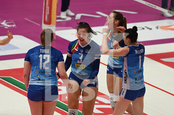 2022-04-16 - San Giovanni celebrates with Alice Turco, Alessia Bolzonetti, Serena Ortolani and Alessia Mazzon - 2022 COPPA ITALIA SERIE A2 FINAL - OMAG-MT S.GIOVANNI IN MARIGNANO VS BANCA VALSABBINA MILLENIUM BRESCIA - SERIE A2 - VOLLEYBALL