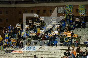 2022-02-26 - Verona's supporters - CONSAR RAVENNA VS VERONA VOLLEY - SUPERLEAGUE SERIE A - VOLLEYBALL