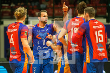 2022-03-13 - Happiness of GROZER Georg (Vero Volley Monza) and teammates - VERO VOLLEY MONZA VS SIR SAFETY CONAD PERUGIA - SUPERLEAGUE SERIE A - VOLLEYBALL