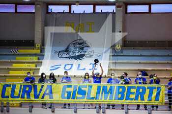 2022-03-20 - Supporters (Itas Trentino) - TOP VOLLEY CISTERNA VS ITAS TRENTINO - SUPERLEAGUE SERIE A - VOLLEYBALL