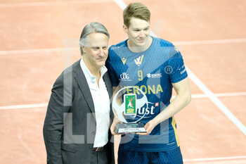2022-03-20 - Rok Mozic - Verona Volley takes the award of MVP players of February on Superlega Credem Championship. - VERONA VOLLEY VS VERO VOLLEY MONZA - SUPERLEAGUE SERIE A - VOLLEYBALL