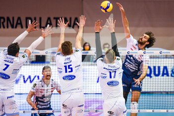 2022-02-09 - Russel attack (Gas Sales Piacenza) - TOP VOLLEY CISTERNA VS GAS SALES PIACENZA - SUPERLEAGUE SERIE A - VOLLEYBALL