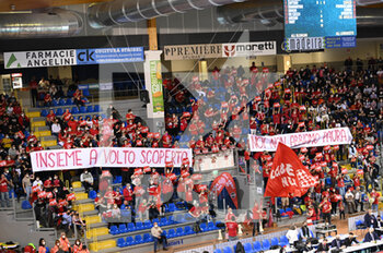 2022-04-27 - Supporter of the Cucine Lube Civitanova - PLAY OFF - CUCINE LUBE CIVITANOVA VS ITAS TRENTINO - SUPERLEAGUE SERIE A - VOLLEYBALL