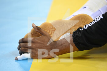 2022-05-04 - Hands and Feet by Wilfredo Leon Venero # 9 (Sir Safety Conad Perugia) - PLAY OFF - CUCINE LUBE CIVITANOVA VS SIR SAFETY CONAD PERUGIA	 - SUPERLEAGUE SERIE A - VOLLEYBALL
