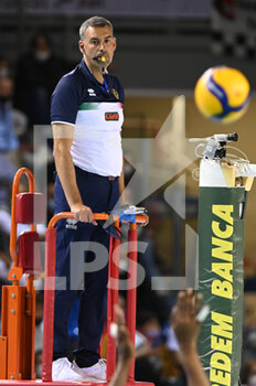 2022-05-04 - Mauro Goitre of Torino (First referee of the match) - PLAY OFF - CUCINE LUBE CIVITANOVA VS SIR SAFETY CONAD PERUGIA	 - SUPERLEAGUE SERIE A - VOLLEYBALL
