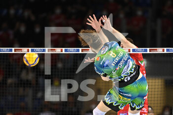 2022-05-04 - Attack of Kamil Rychlicki #8 (Sir Safety Conad Perugia) - PLAY OFF - CUCINE LUBE CIVITANOVA VS SIR SAFETY CONAD PERUGIA	 - SUPERLEAGUE SERIE A - VOLLEYBALL