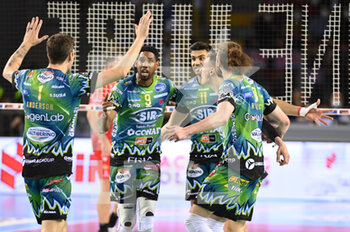 2022-05-04 - Sir Safety Conad Perugia rejoicing after making a point - PLAY OFF - CUCINE LUBE CIVITANOVA VS SIR SAFETY CONAD PERUGIA	 - SUPERLEAGUE SERIE A - VOLLEYBALL