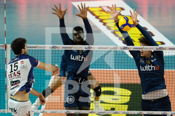 2022-10-08 - Block by Leandro Mosca - WithU Verona - WITHU VERONA VS ITAS TRENTINO - SUPERLEAGUE SERIE A - VOLLEYBALL