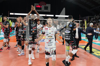 2022-10-15 - massimo colaci (n.13 sir safety susa perugia)  rejoices at the end the race - SIR SAFETY SUSA PERUGIA VS WITHU VERONA - SUPERLEAGUE SERIE A - VOLLEYBALL