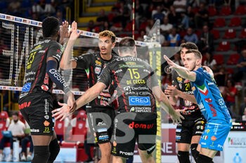 2022-10-16 - The players of Cucine Lube Civitanova rejoice after scoring a point - CUCINE LUBE CIVITANOVA VS LEO SHOES MODENA - SUPERLEAGUE SERIE A - VOLLEYBALL