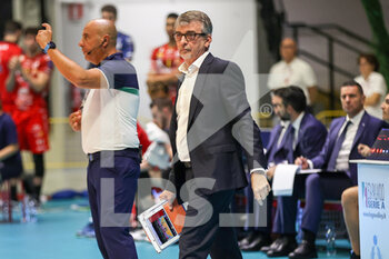 2022-10-23 - Head Coach Massimo Eccheli (Vero Volley Monza) - VERO VOLLEY MONZA VS CUCINE LUBE CIVITANOVA - SUPERLEAGUE SERIE A - VOLLEYBALL