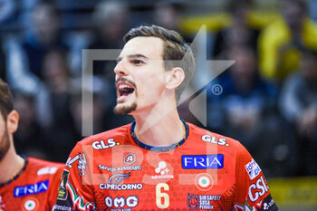 27/11/2022 - Simone Giannelli(Sir Safety Susa Perugia) - TOP VOLLEY CISTERNA VS SIR SAFETY SUSA PERUGIA 1-3 - SUPERLEGA SERIE A - VOLLEY