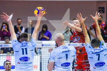 27/11/2022 - Oleh Plotnytskyi attack (Sir Safety Susa Perugia) - TOP VOLLEY CISTERNA VS SIR SAFETY SUSA PERUGIA 1-3 - SUPERLEGA SERIE A - VOLLEY