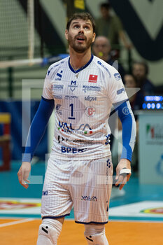 2022-12-04 - Bruno de Rezende (Modena Volley) - VERO VOLLEY MONZA VS LEO SHOES MODENA - SUPERLEAGUE SERIE A - VOLLEYBALL