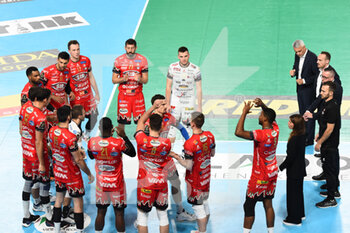 2022-10-27 - Sir Safety Susa Perugia players take to the volleyball court - CUCINE LUBE CIVITANOVA VS SIR SAFETY SUSA PERUGIA - SUPERLEAGUE SERIE A - VOLLEYBALL