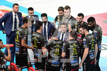 2022-10-27 - Time out of the Cucine Lube Civitanova team - CUCINE LUBE CIVITANOVA VS SIR SAFETY SUSA PERUGIA - SUPERLEAGUE SERIE A - VOLLEYBALL