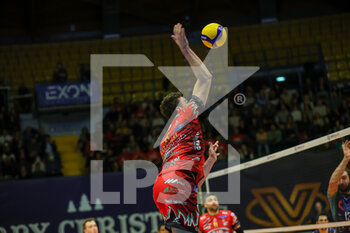 2022-12-18 - Spike of Rychlicki Kamil (SIR Safety Perugia) during the 12th day of the Superlega SerieA between Vero Volley Momza vs Sir Safety Perugia - VERO VOLLEY MONZA VS SIR SAFETY SUSA PERUGIA - SUPERLEAGUE SERIE A - VOLLEYBALL