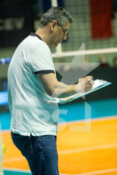 2022-03-16 - Head Coach Fronckowiak Marcelo (Tours Volleyball)  - FINAL MATCH - VERO VOLLEY MONZA VS TOURS VOLLEY-BALL - CEV CUP - VOLLEYBALL