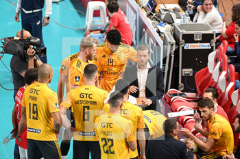 2022-11-09 - Time out of the Sport Lisboa E Benfica team - CUCINE LUBE CIVITANOVA VS SPORT LISBOA E BENFICA - CHAMPIONS LEAGUE MEN - VOLLEYBALL