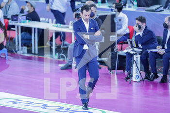 2022-01-05 - head coach Daniele Santarelli (Imoco Volley Conegliano) - PROSECCO DOC IMOCO VOLLEY CONEGLIANO VS UNET E-WORK BUSTO ARSIZIO - WOMEN ITALIAN CUP - VOLLEYBALL
