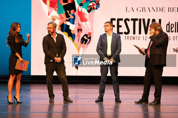 2023-10-12 - (L to R) Federica Masolin, Franco Ianeselli major of Trento city, Maurizio Fugatti president of Trento province during the during the opening ceremony of 6th edition of Festival dello Sport on October 12, 2023, Trento, Italy. - FESTIVAL DELLO SPORT - EVENTS - OTHER SPORTS
